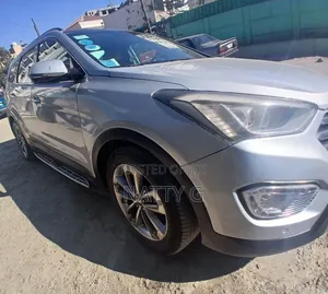 Hyundai Santa Fe 2016 Silver