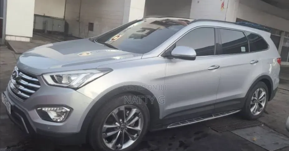 Hyundai Santa Fe 2016 Silver