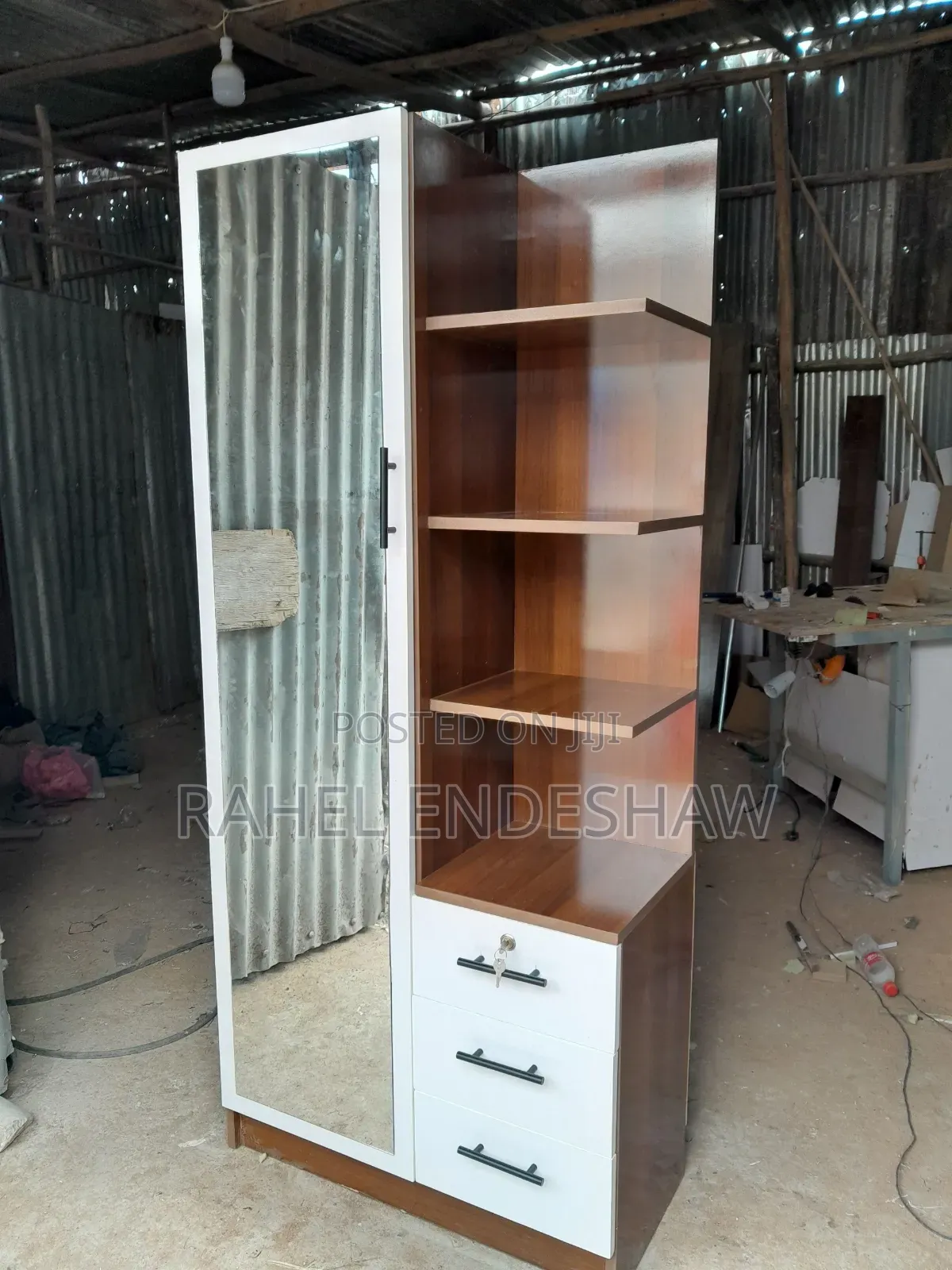 Luxury Laminated MDF White Dresser