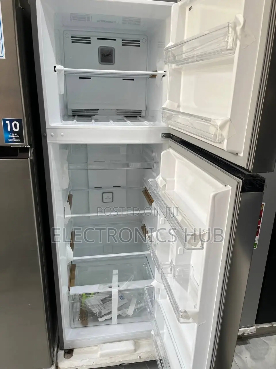 Midea Refrigerator 489