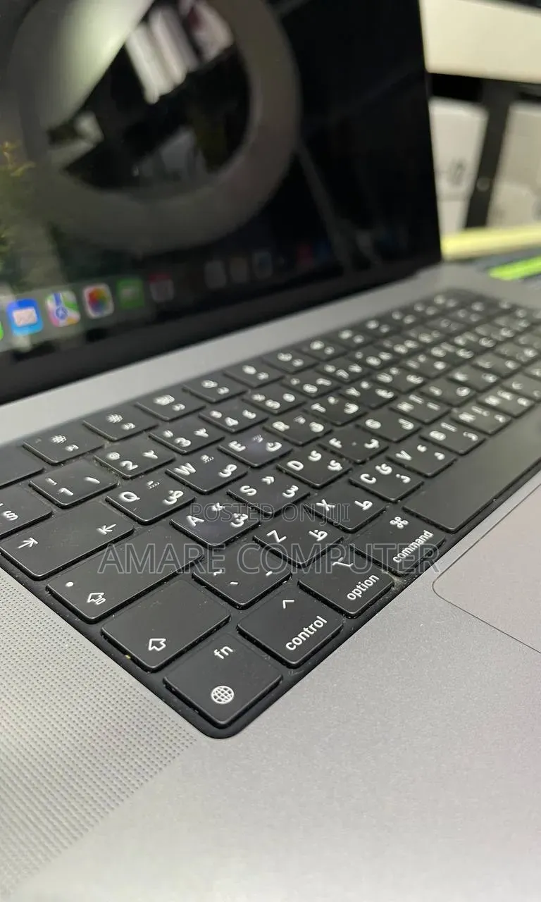 New Laptop Apple MacBook Pro M1 16GB Apple M1 Pro SSD 512GB