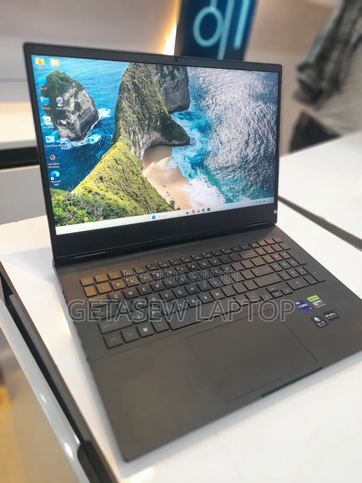 New Laptop HP Omen 16 16GB Intel Core i9 SSD 1T