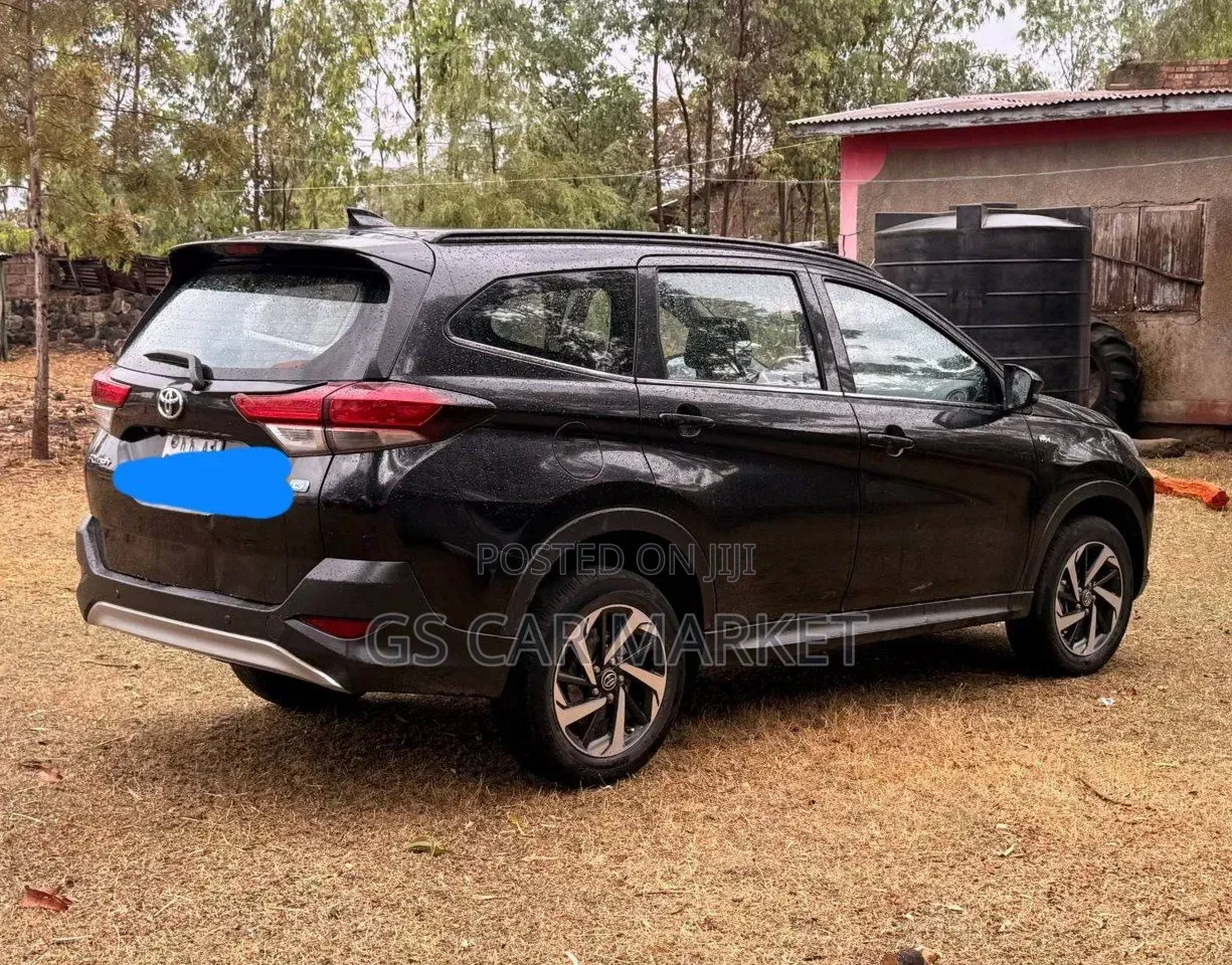 Toyota Rush 2021 Brown