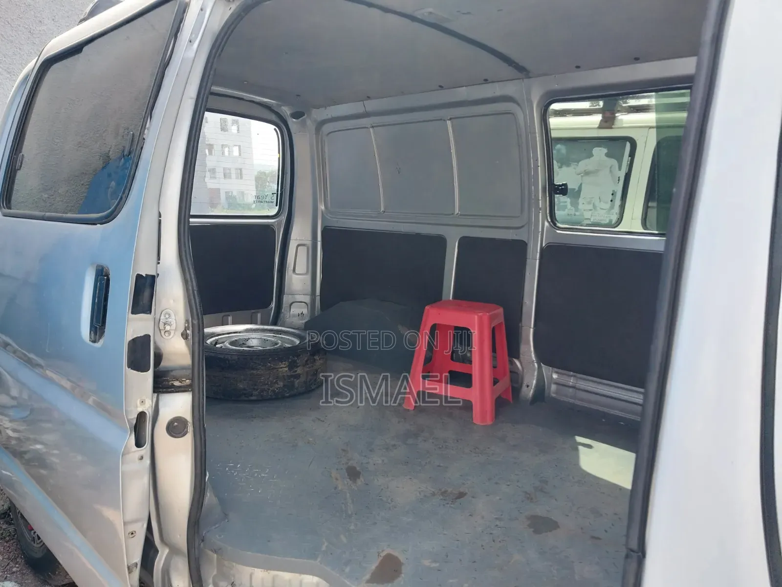 Toyota HiAce 2007 Grey