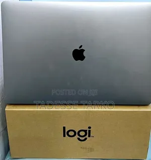 New Laptop Apple MacBook Pro 2019 32GB Intel Core i9 SSD 512GB