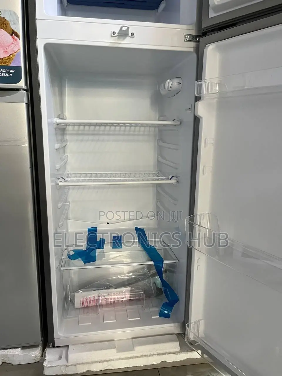 Superclass 290 Refrigerator