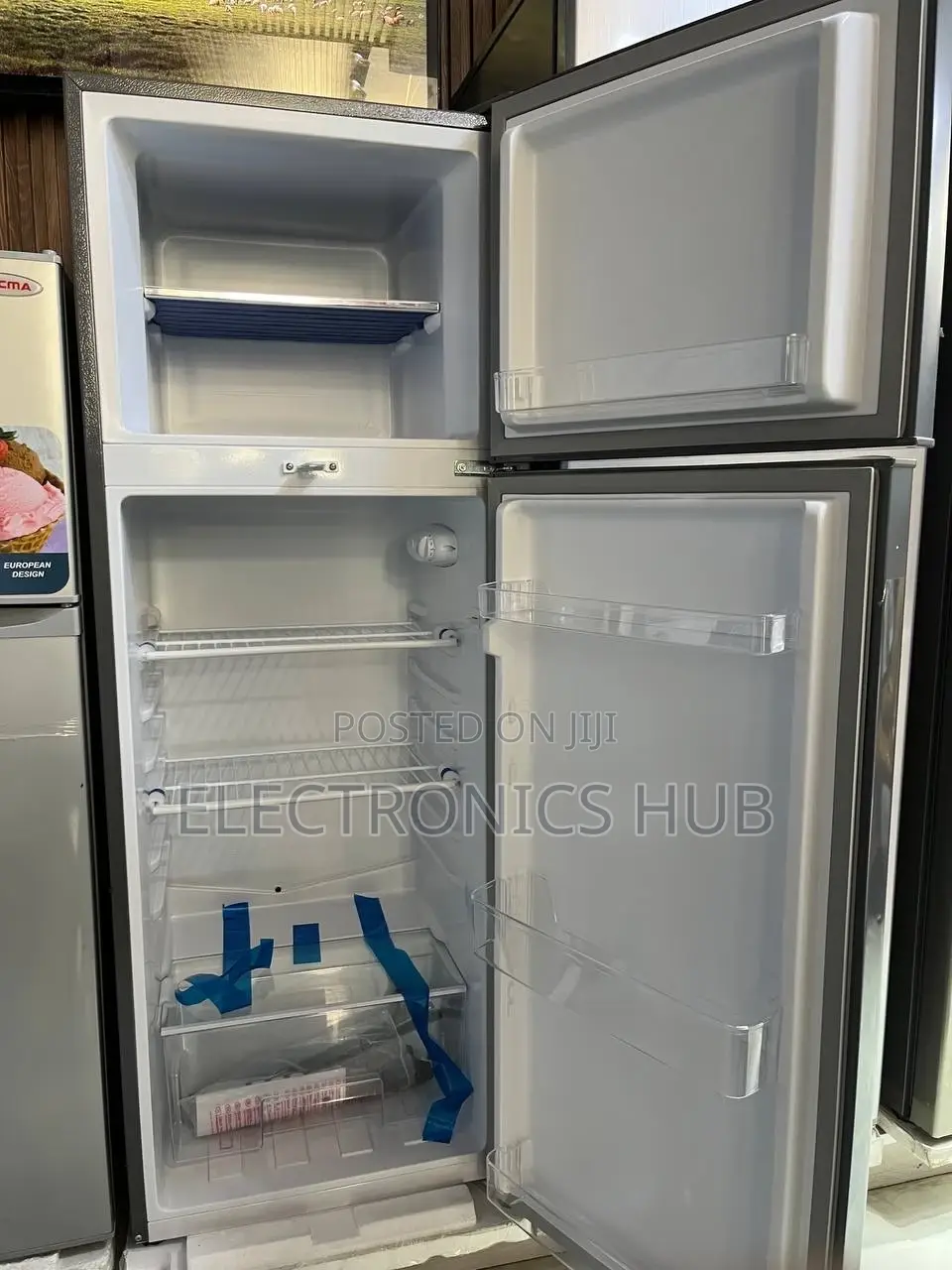 Superclass 290 Refrigerator