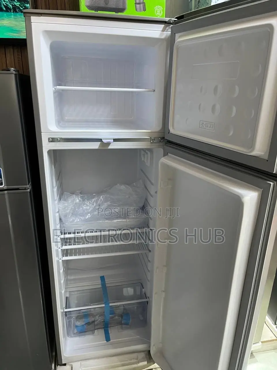 Homa 340 Refrigerator