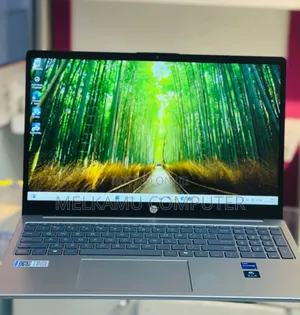 New Laptop HP Stream Notebook 16GB Intel Core i7 SSD 1T