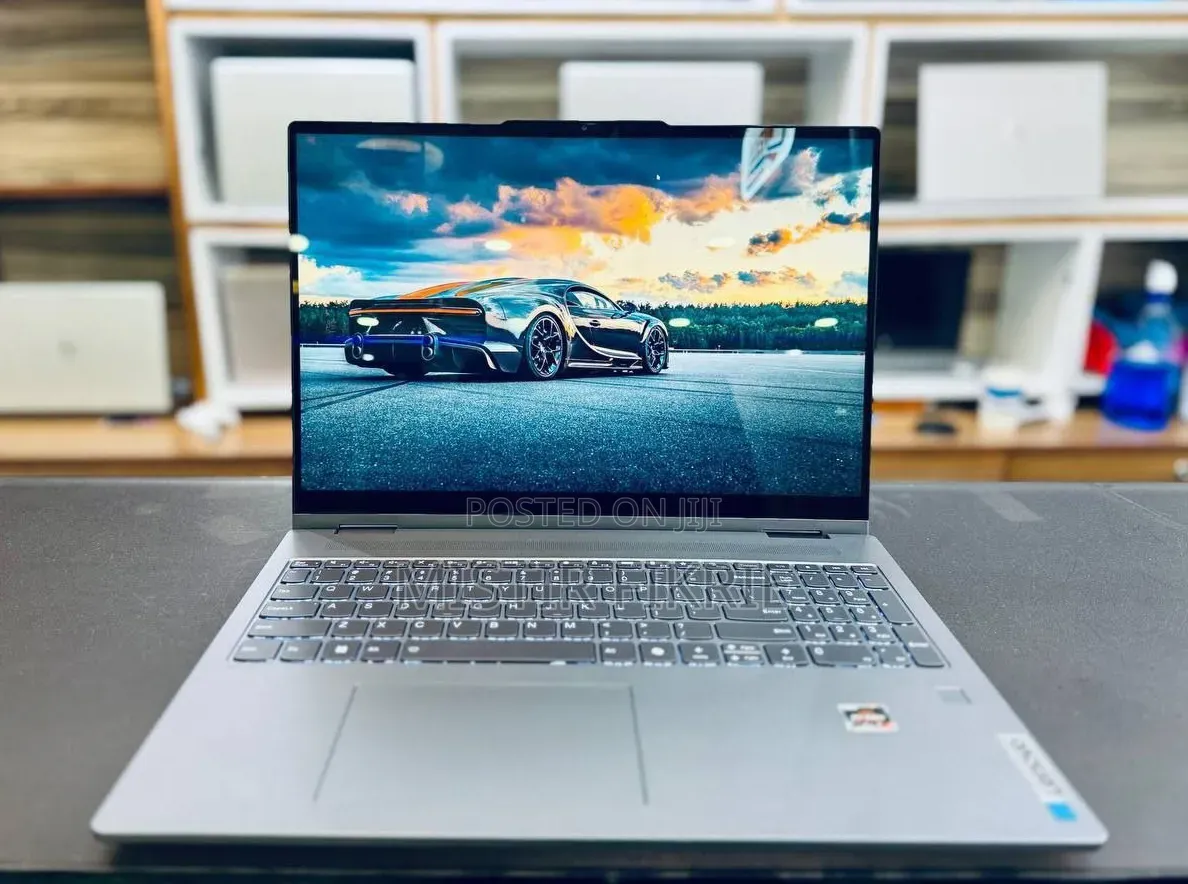 New Laptop Lenovo Yoga 7i 16GB AMD Ryzen 7 SSD 512GB