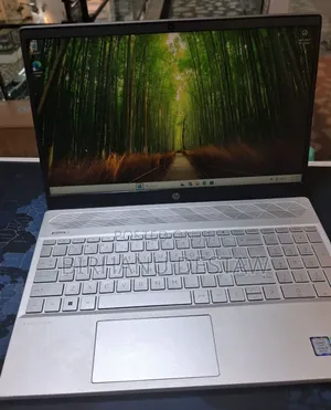 New Laptop HP Pavilion 15 16GB Intel Core i5 SSD 256GB
