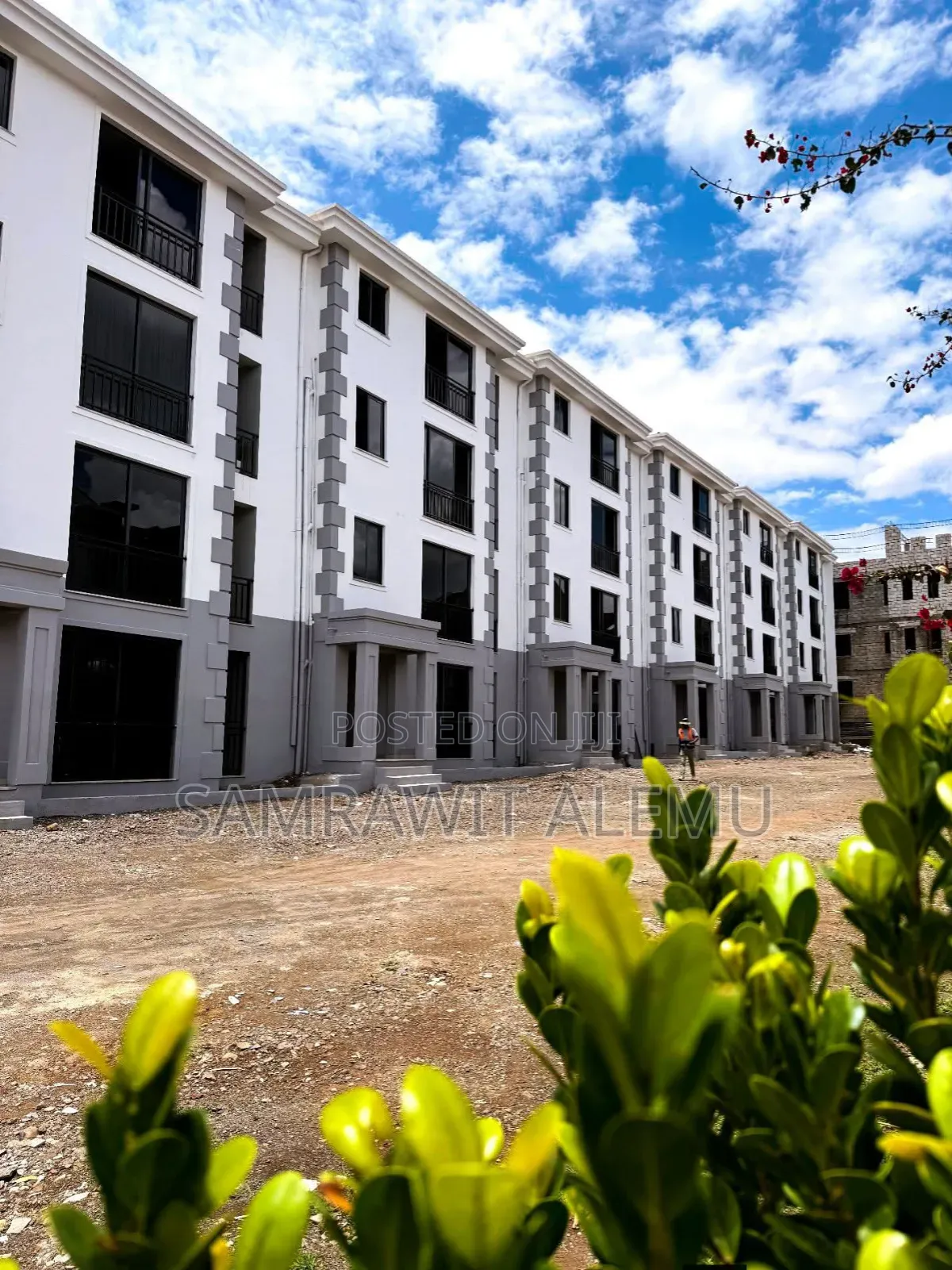 3bdrm Apartment in Metro Realstat, Bole for sale