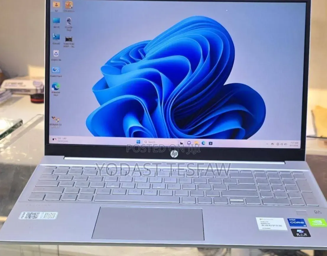 New Laptop HP Pavilion 15 16GB Intel Core i5 SSD 512GB