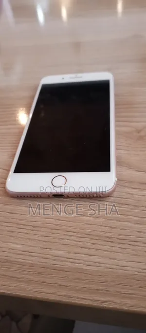 Apple iPhone 7 Plus 32 GB Pink
