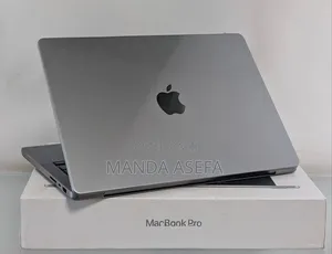 New Laptop Apple MacBook Pro 2022 M2 16GB Apple M2 SSD 512GB