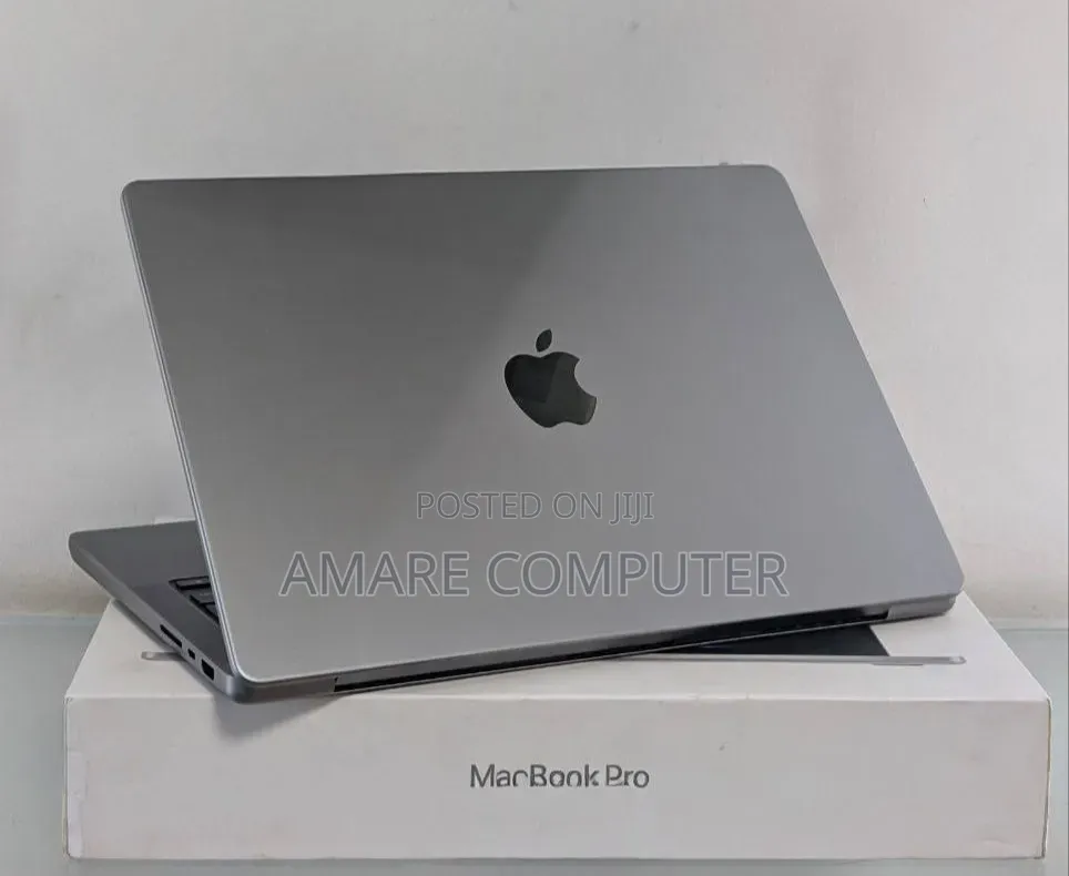 New Apple MacBook Pro 2023 M2 Pro 14-inch 16GB Apple M2 SSD 512GB