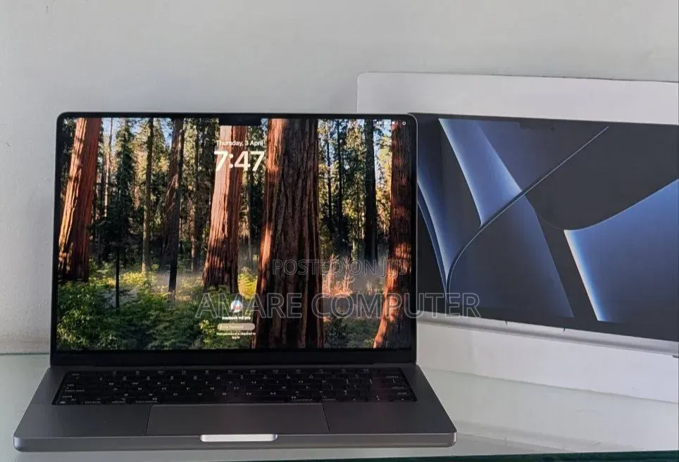 New Apple MacBook Pro 2023 M2 Pro 14-inch 16GB Apple M2 SSD 512GB