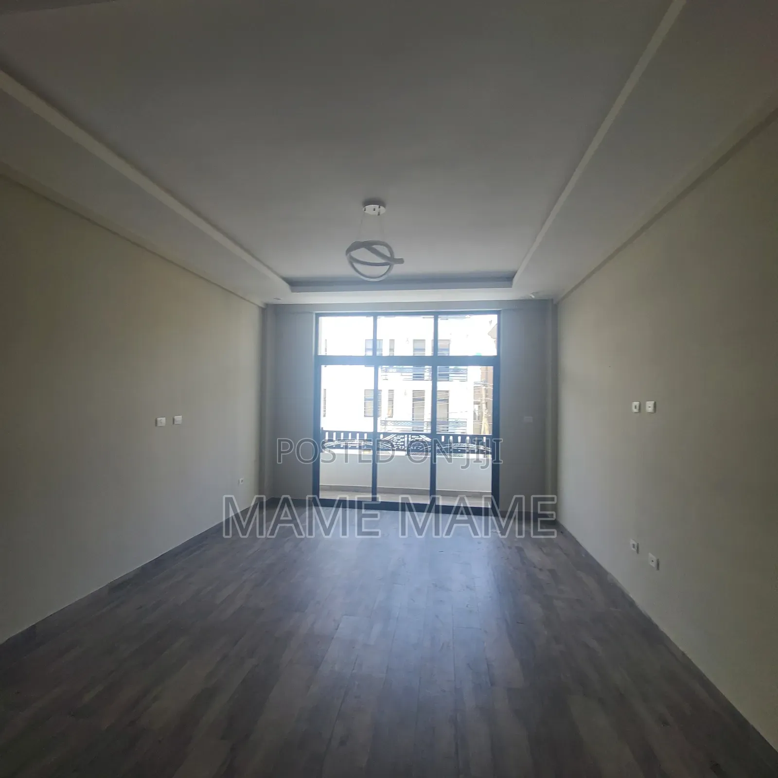 7bdrm House in Addis Abeba, Bole for rent