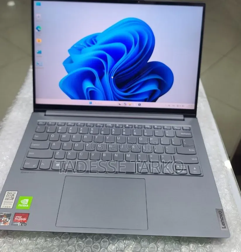 New Laptop Lenovo Yoga 7 15ITL5 16GB AMD Ryzen 7 SSD 512GB