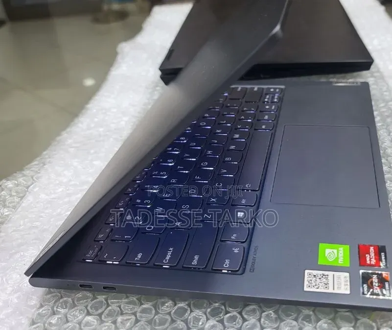 New Laptop Lenovo Yoga 7 15ITL5 16GB AMD Ryzen 7 SSD 512GB