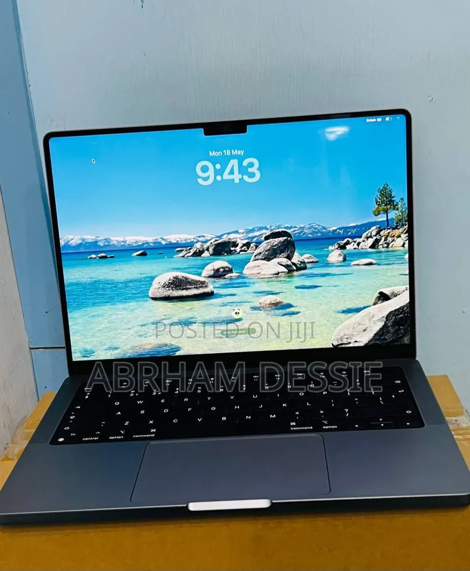 New Laptop Apple MacBook Pro 2021 M1 16GB Apple M1 SSD 512GB