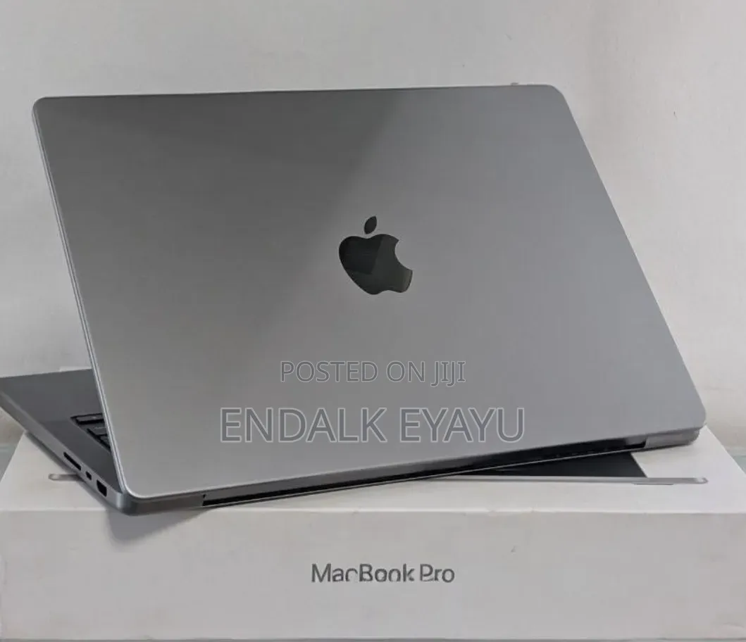 New Laptop Apple MacBook Pro 2023 M2 16GB Apple M2 SSD 512GB