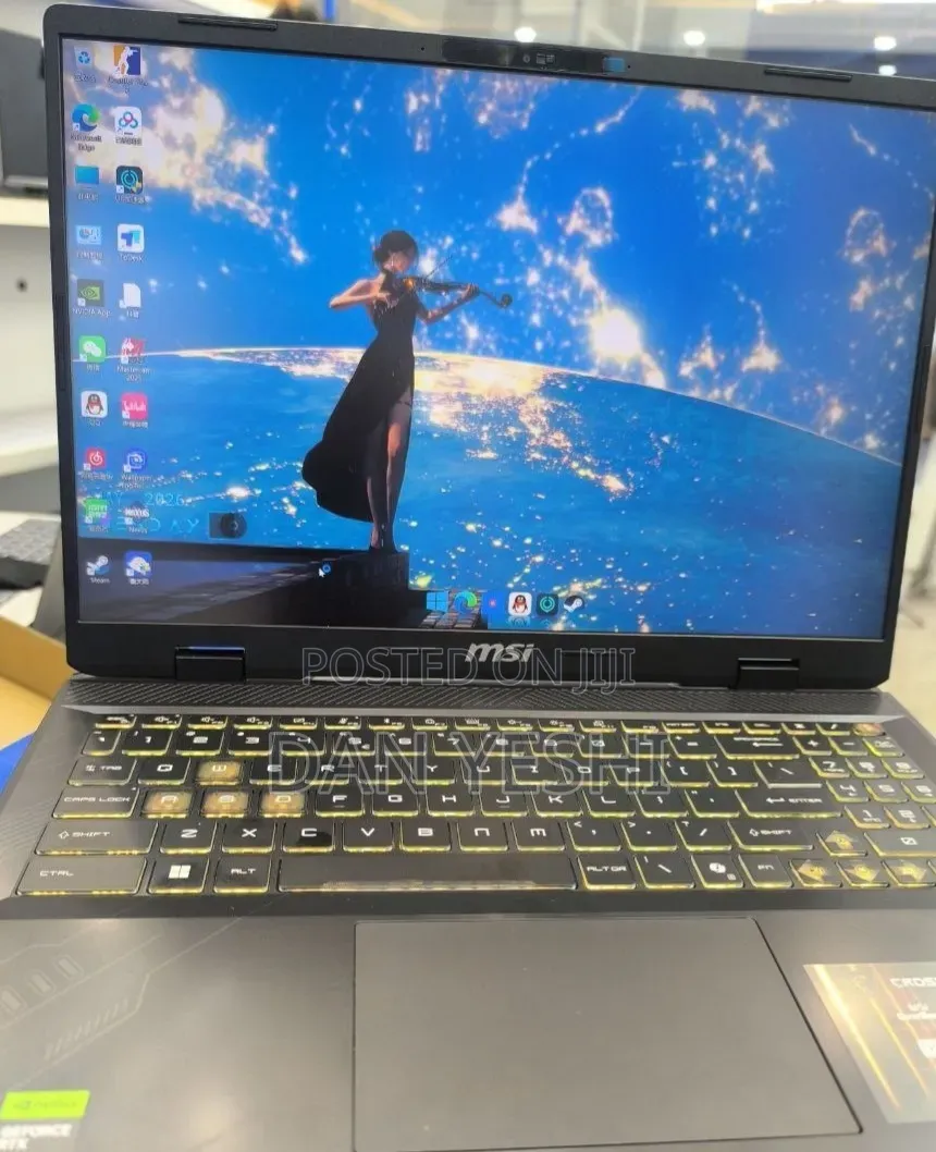 New Laptop MSI Vector 16 HX AI A2XWIG 16GB Intel Core Ultra 9 SSD 1T