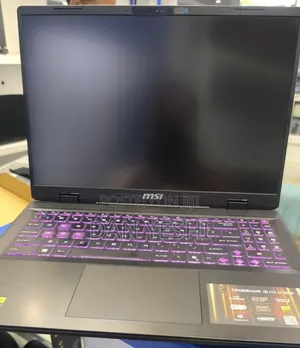 New Laptop MSI Vector 16 HX AI A2XWIG 16GB Intel Core Ultra 9 SSD 1T