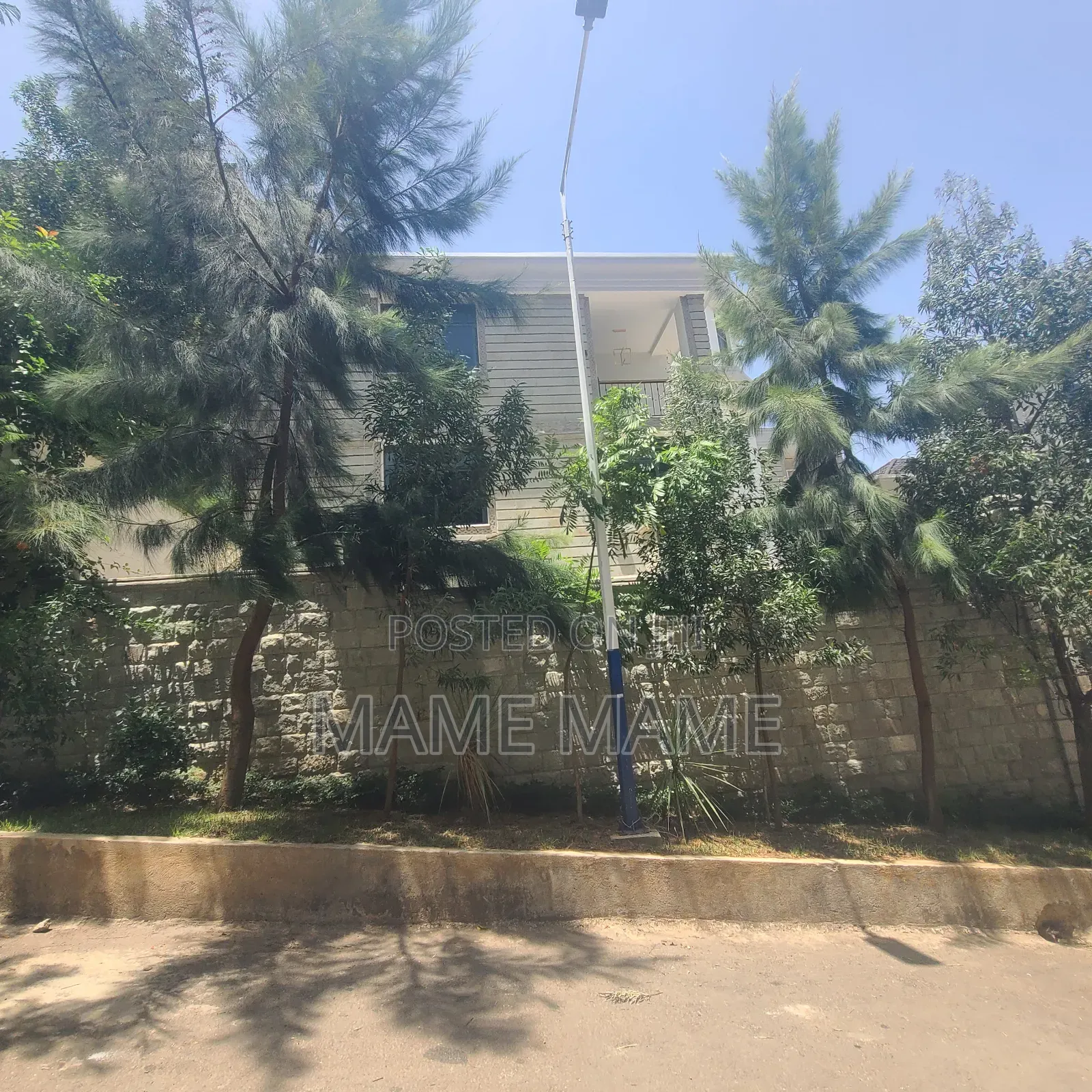 9bdrm House in Addis Abeba, Bole for sale
