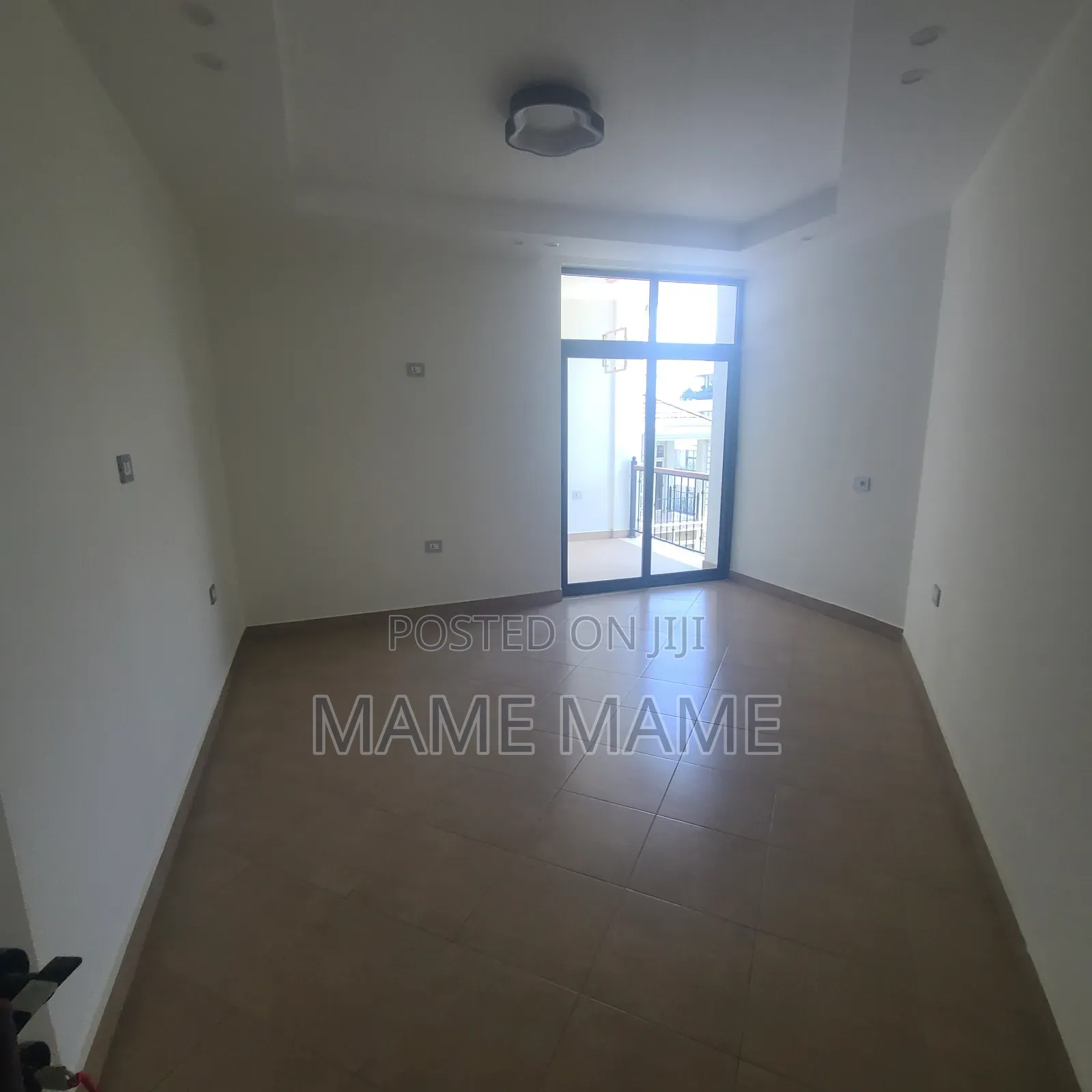 9bdrm House in Addis Abeba, Bole for sale