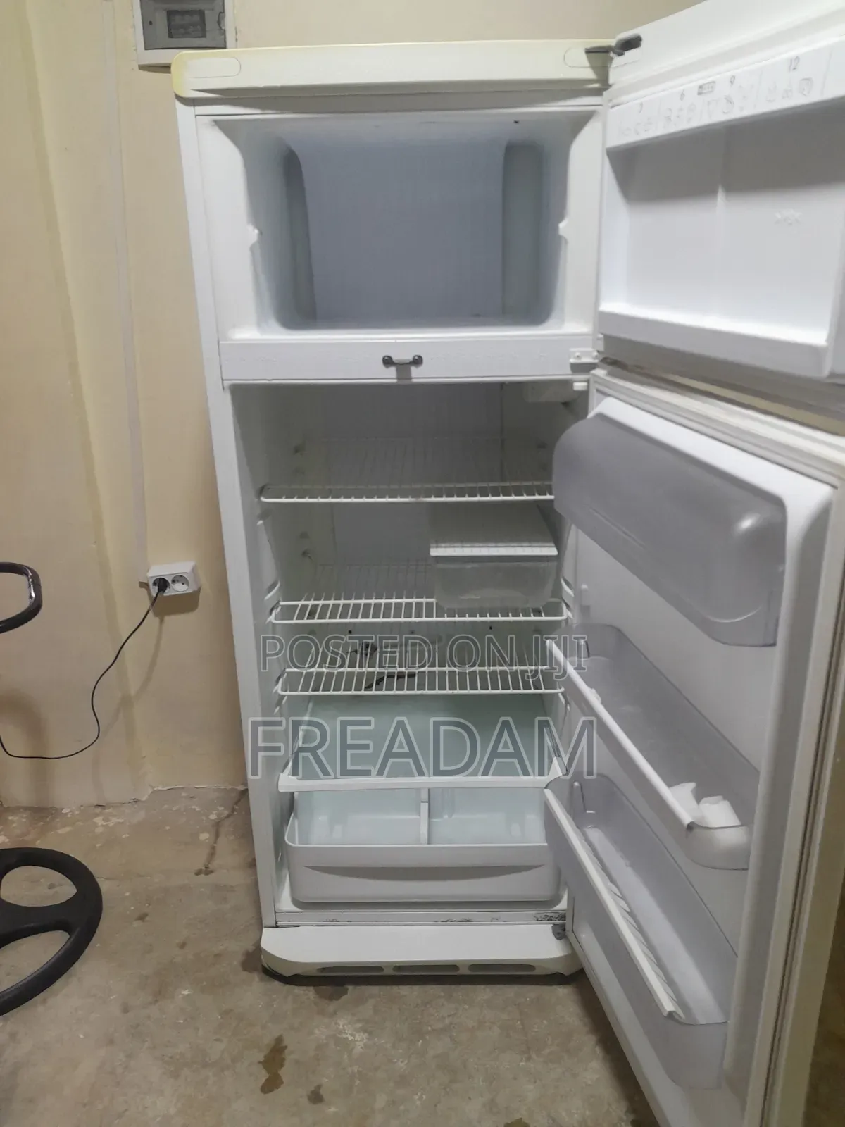 Ariston Frige, Refrigerator