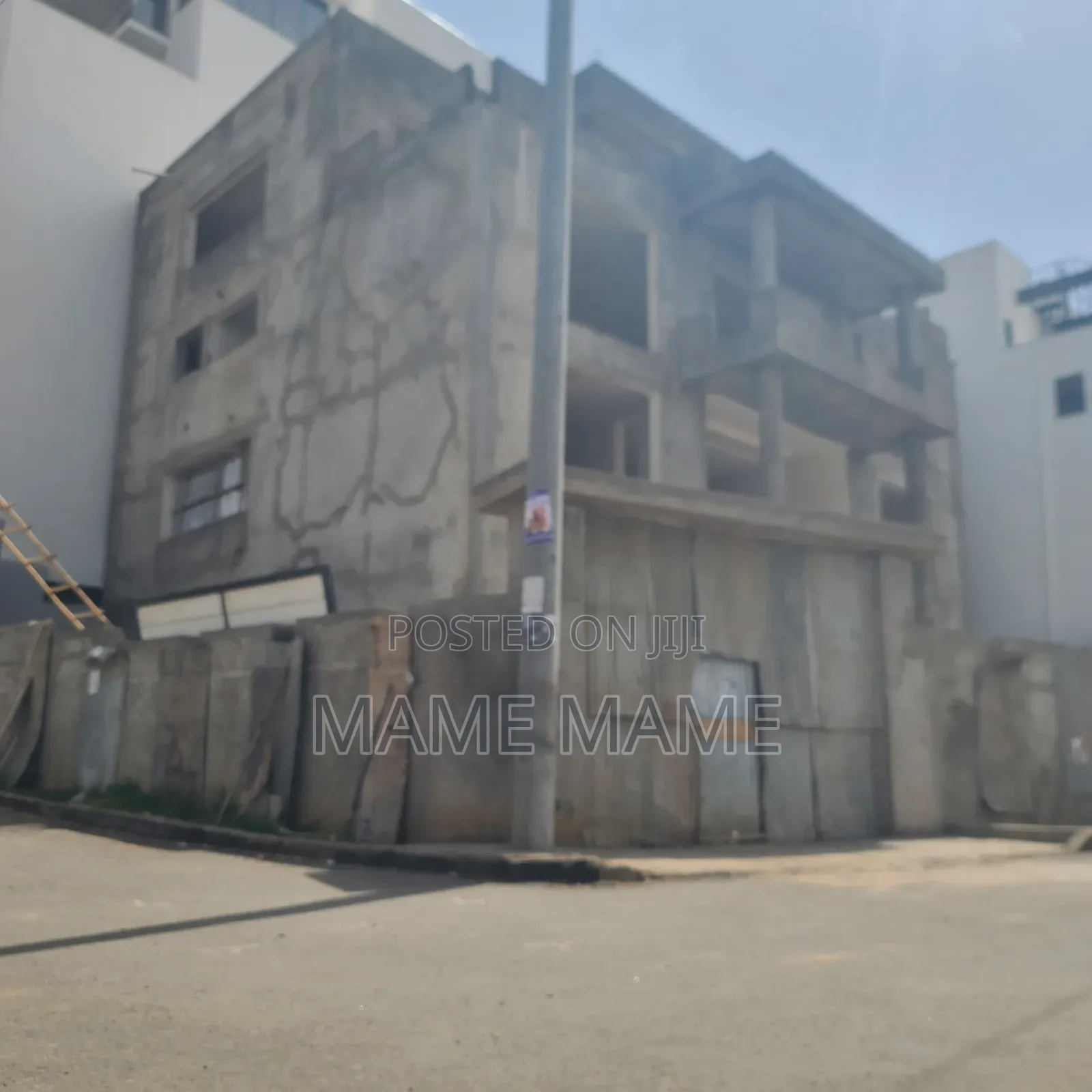 7bdrm House in Addis Abeba, Bole for sale