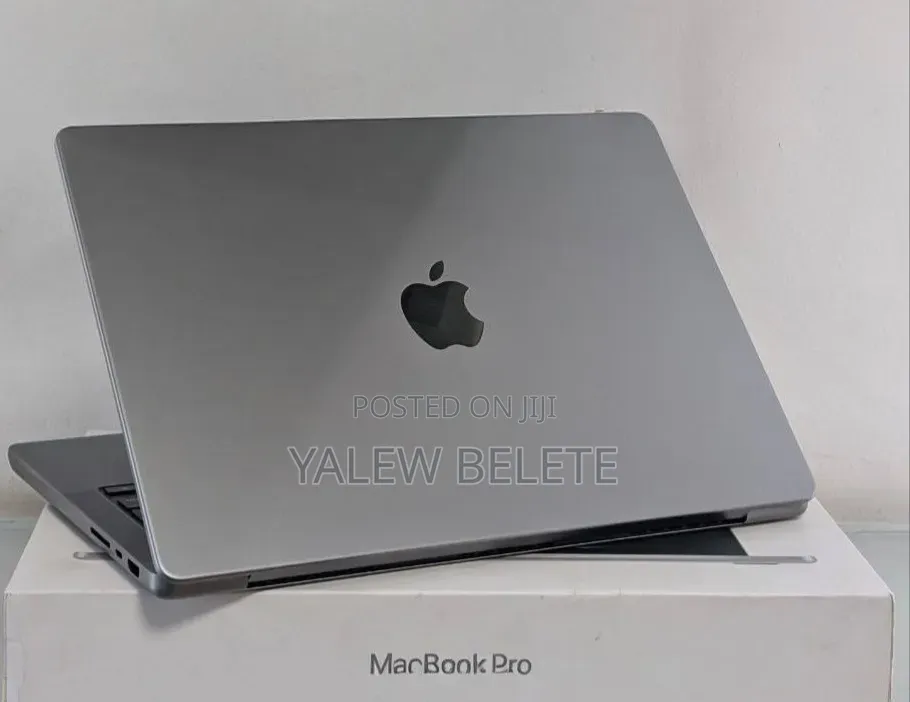 New Laptop Apple MacBook Pro 16GB Apple M2 SSD 512GB