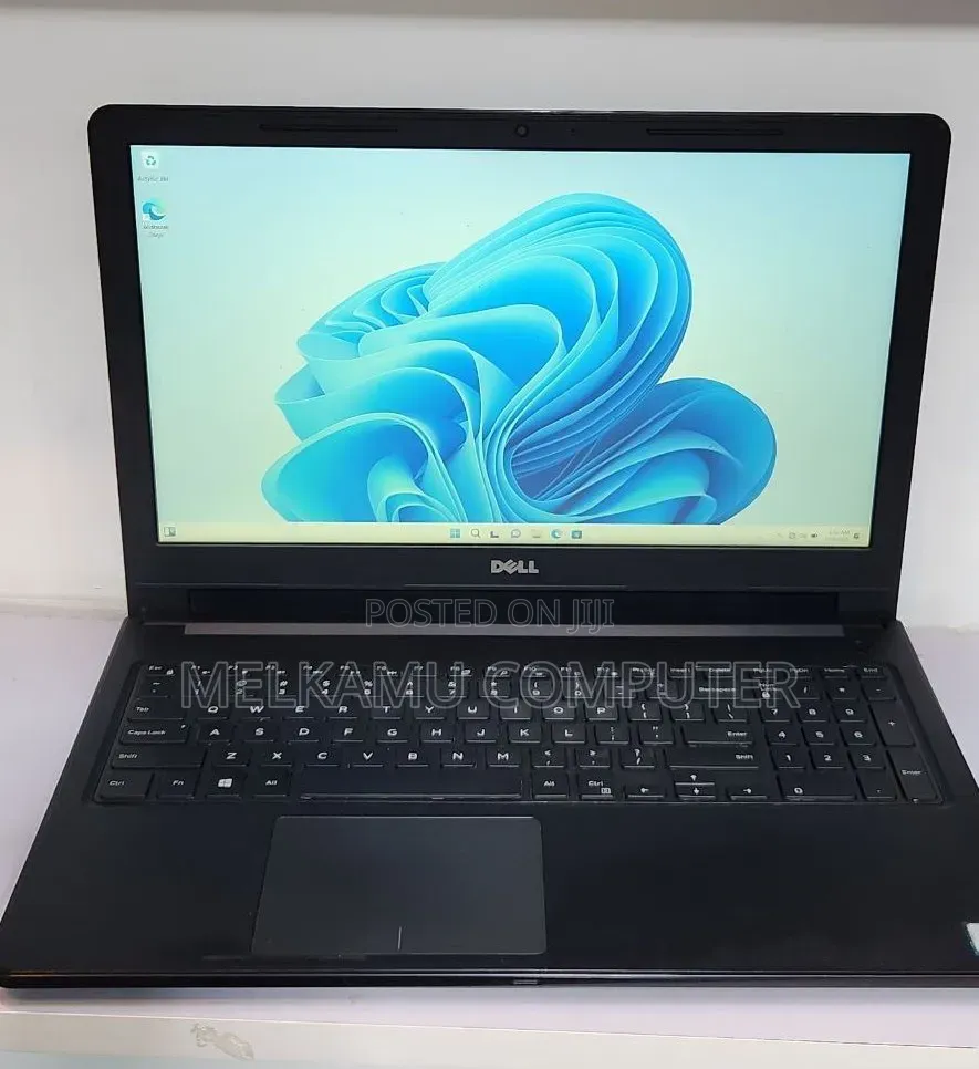New Laptop Dell Vostro 1015 4GB Intel Core i5 HDD 500GB