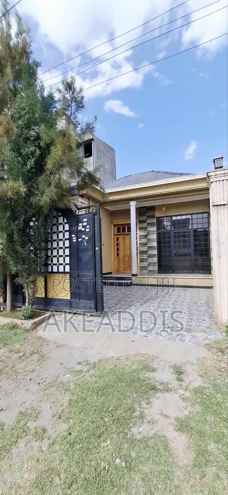Furnished 5bdrm Villa in Bole Ayat for sale