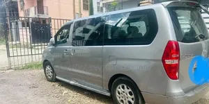 Hyundai Starex 2015 Silver