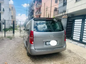 Hyundai Starex 2015 Silver