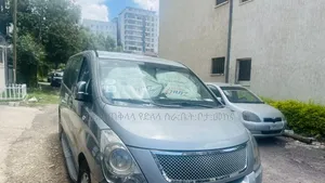 Hyundai Starex 2015 Silver