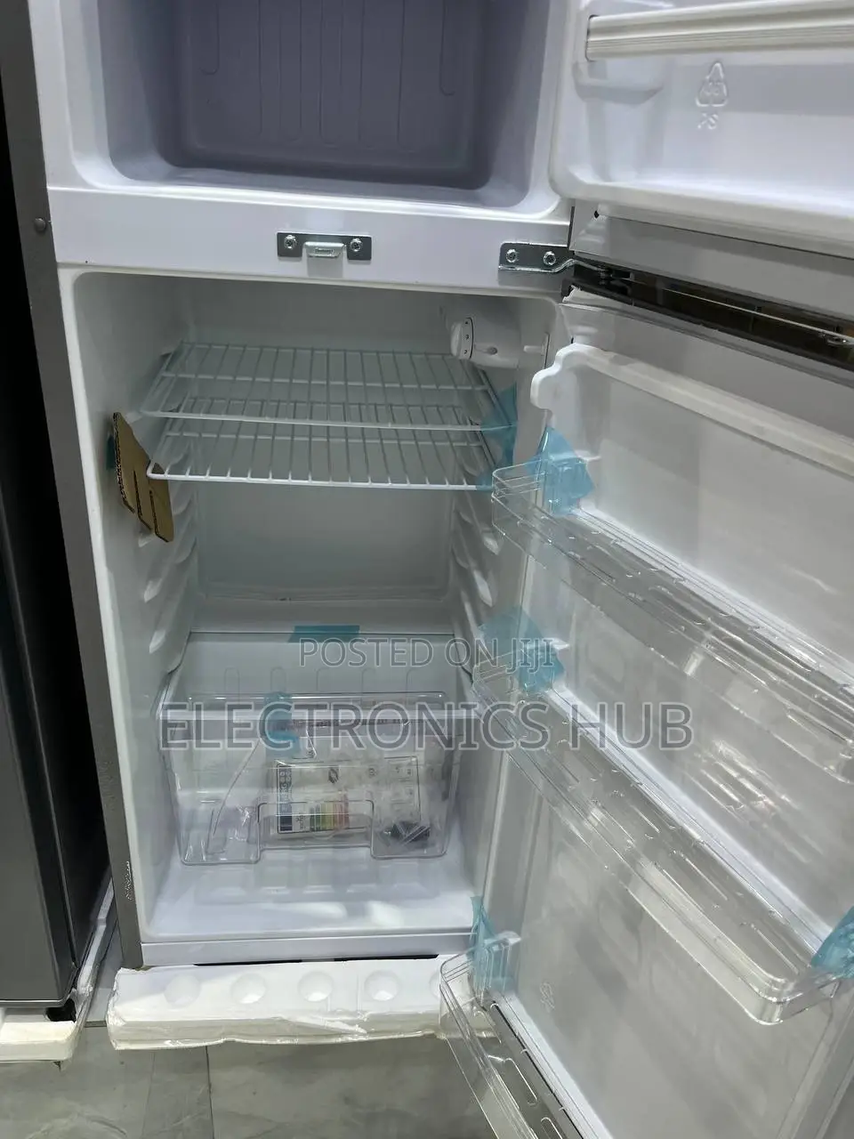 Victory 250 Refrigerator