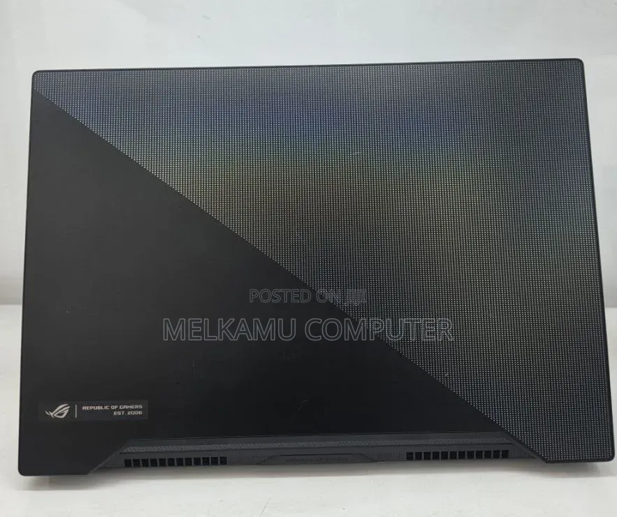 New Laptop Asus ROG Zephyrus G15 16GB Intel Core i7 SSD 1T