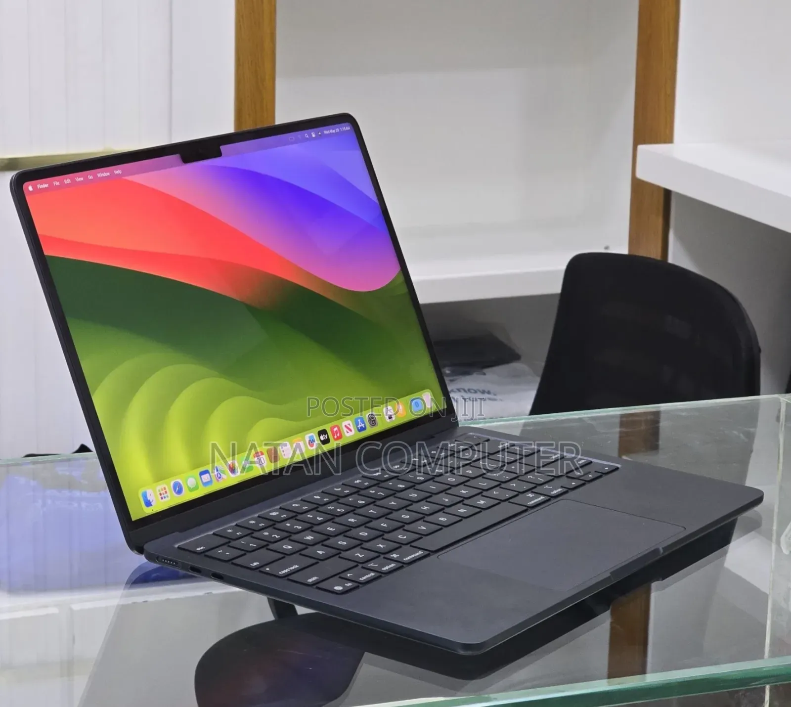 New Laptop Apple MacBook Pro 2024 M4 14-inch 16GB Apple M4 SSD 256GB