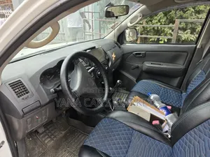 Toyota Hilux 2014 White