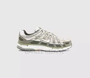 Nike P-600