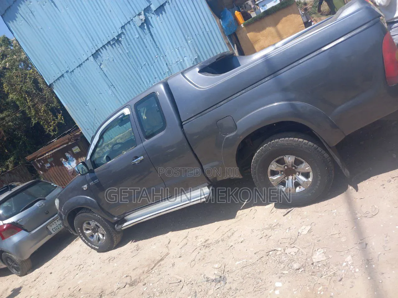 Toyota Hilux 2011 Blue
