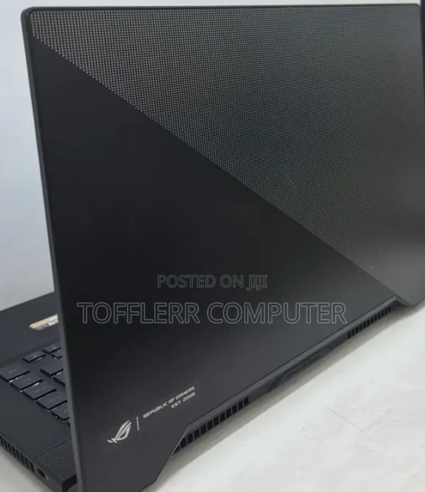 New Laptop Asus ROG Strix G15 16GB Intel Core i7 SSD 1T
