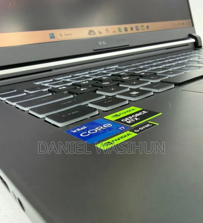New Laptop Asus ROG Strix G16 G614 16GB Intel Core i7 SSD 1T