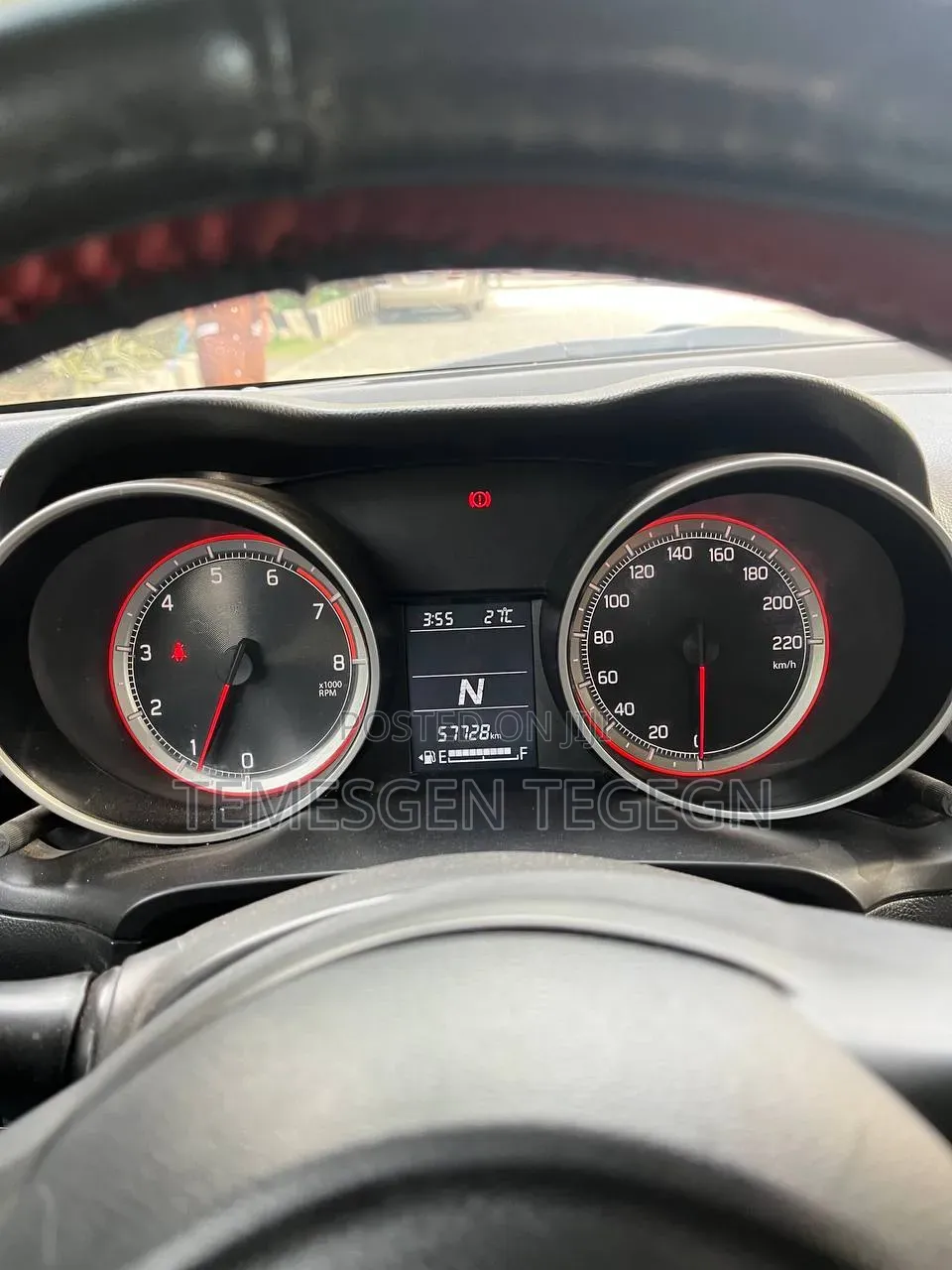 Suzuki Swift 2022 White