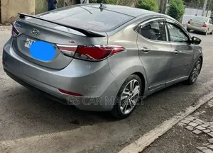 Hyundai Avante 2015 Silver