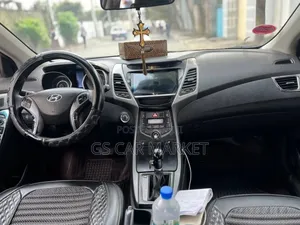 Hyundai Avante 2015 Silver