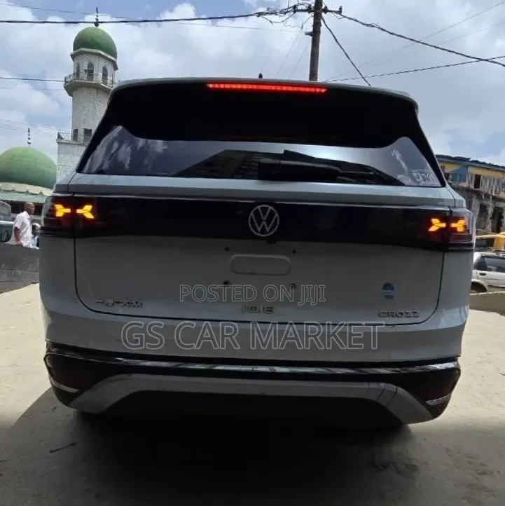Volkswagen ID.6 2023 White